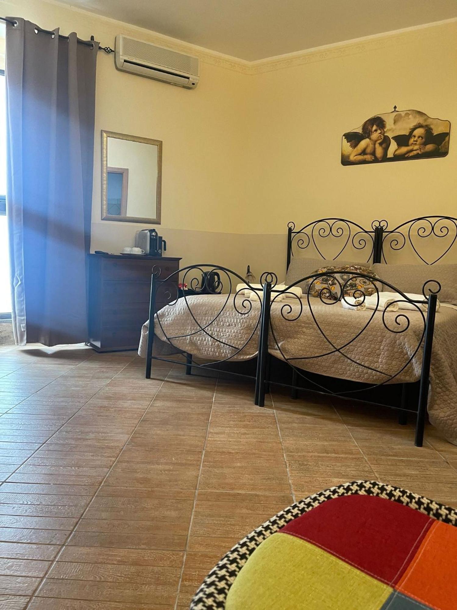 Bed And Relax-Il Maniero Bed & Breakfast Calatabiano Exterior photo